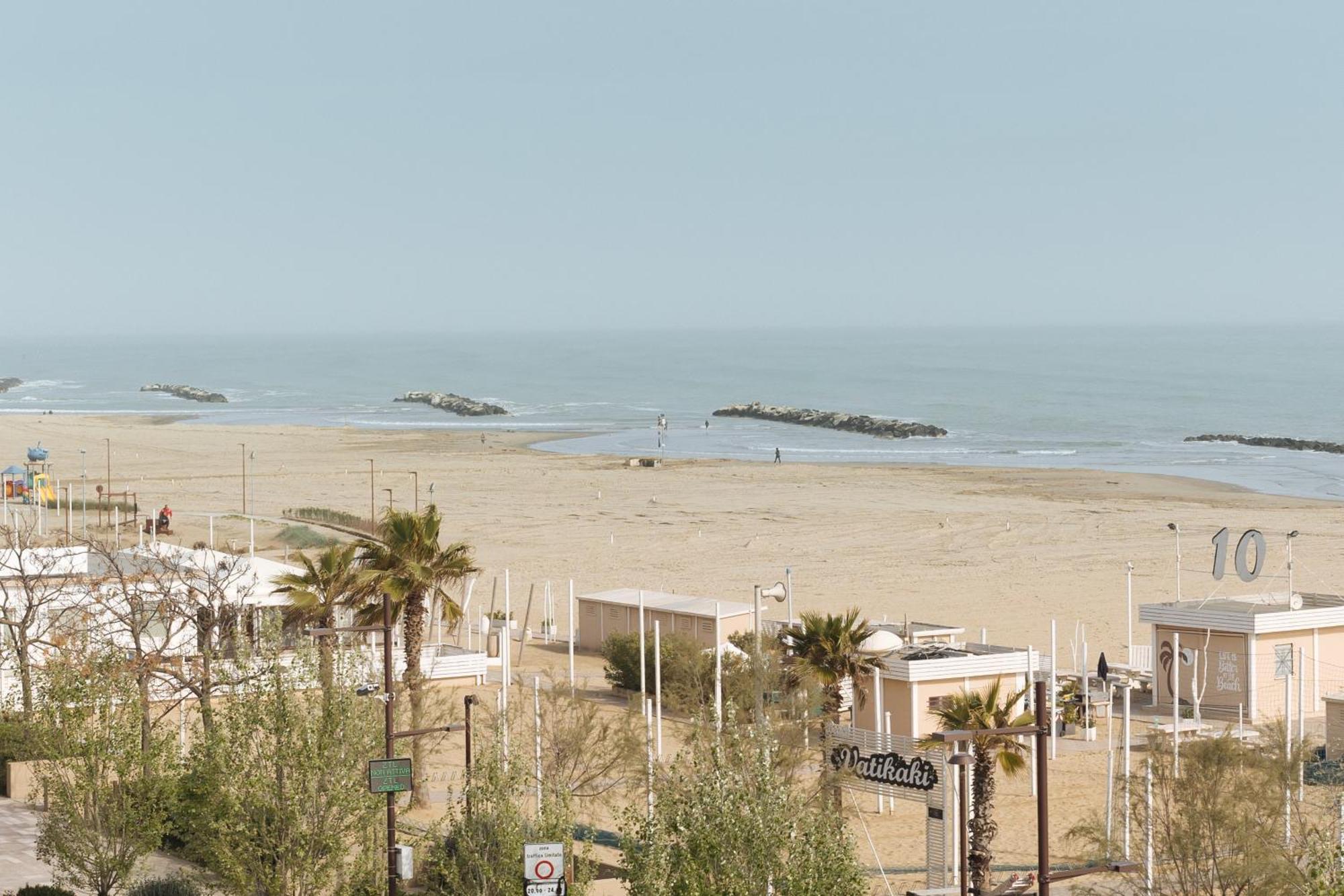 Gabbiano Apartments Rimini Exterior photo