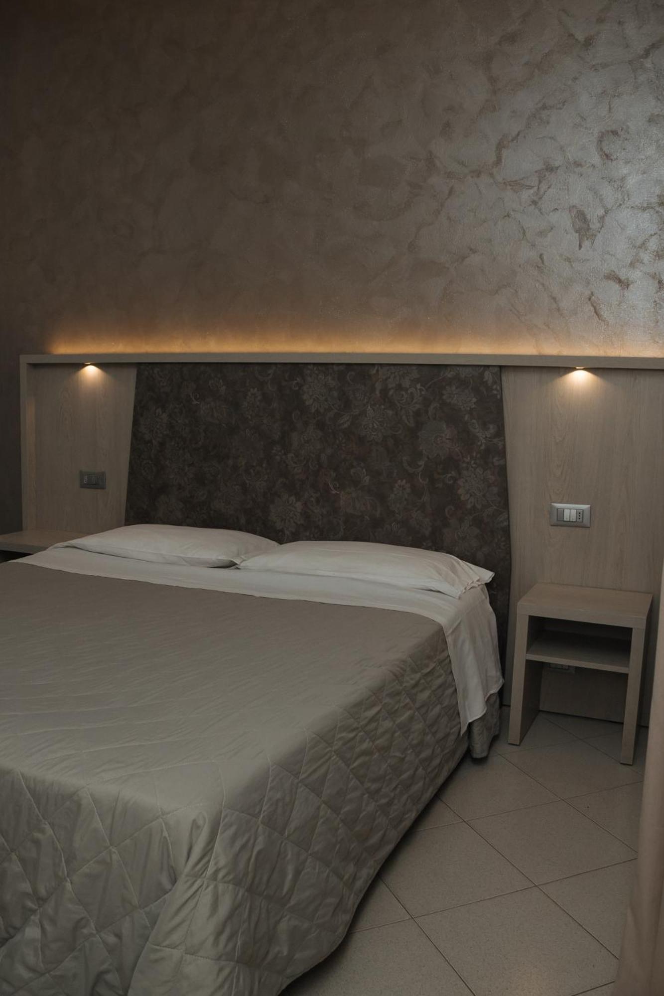 Gabbiano Apartments Rimini Exterior photo